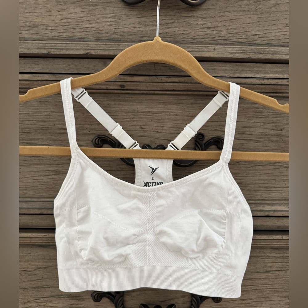 Old Navy Active Sports Bra White Racerback Spandex Adjustable Straps